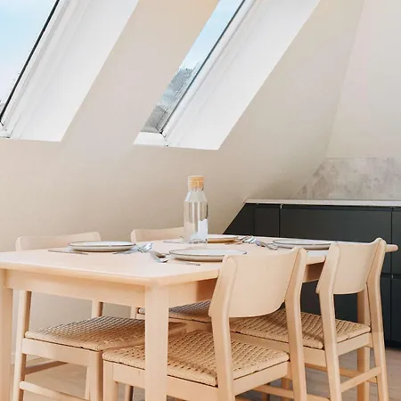 200m To Torgalmenningen & 20 Sqm Terrace *