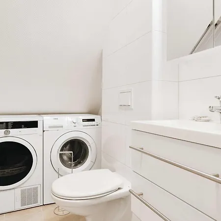 200m To Torgalmenningen & 20 Sqm Terrace *